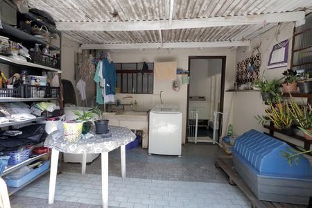 Casa à venda com 350m², 5 quartos e 4 vagas Casa à venda com 350m², 5 quartos e 4 vagasÁrea de Serviço