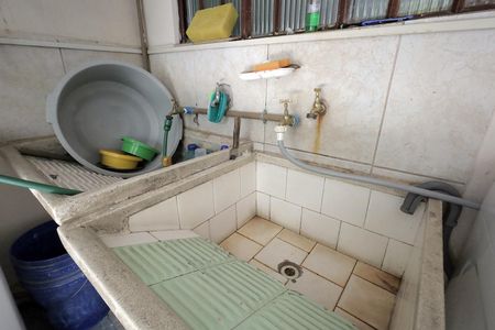 Casa à venda com 350m², 5 quartos e 4 vagas Casa à venda com 350m², 5 quartos e 4 vagasÁrea de Serviço