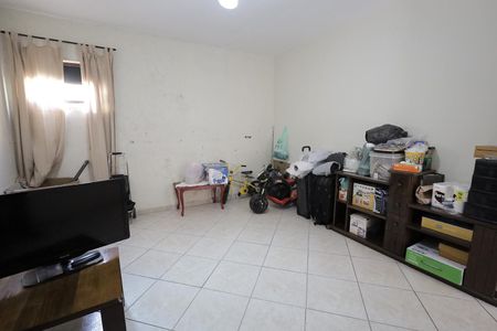 Casa à venda com 350m², 5 quartos e 4 vagas Casa à venda com 350m², 5 quartos e 4 vagasQuarto 4