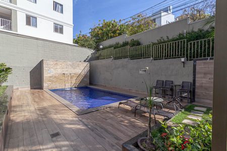 Apartamento à venda com 75m², 3 quartos e 2 vagasÁrea comum - Piscina