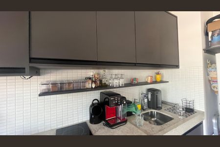 Apartamento à venda com 36m², 1 quarto e 1 vaga Apartamento à venda com 36m², 1 quarto e 1 vagaCozinha e Área de Serviço