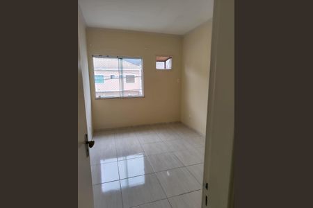 Sala de casa de condomínio para alugar com 3 quartos, 180m² em Vargem Pequena, Rio de Janeiro