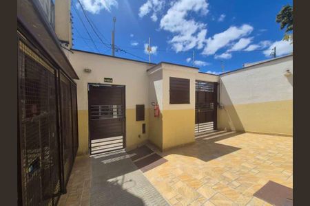 Casa à venda com 34m², 2 quartos e 1 vaga Casa à venda com 34m², 2 quartos e 1 vagaÁrea comum