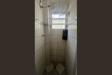 Banheiro Social de kitnet/studio para alugar com 1 quarto, 17m² em Cidade Universitária, Campinas