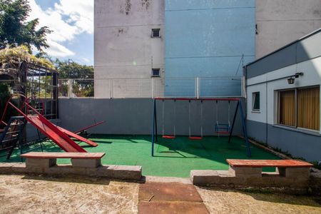 Apartamento à venda com 42m², 2 quartos e 1 vaga Apartamento à venda com 42m², 2 quartos e 1 vagaÁrea comum - Playground