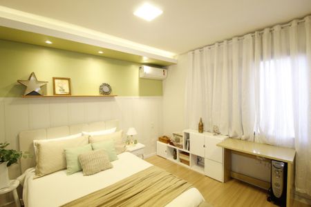 Casa à venda com 340m², 4 quartos e 4 vagasSuíte 