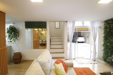 Casa à venda com 340m², 4 quartos e 4 vagasSala 1