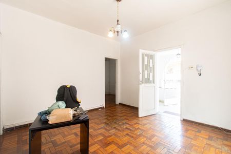 Sala de casa para alugar com 5 quartos, 247m² em Floresta, Belo Horizonte