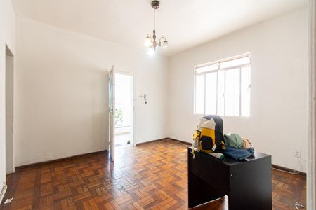 Sala de casa para alugar com 5 quartos, 247m² em Floresta, Belo Horizonte