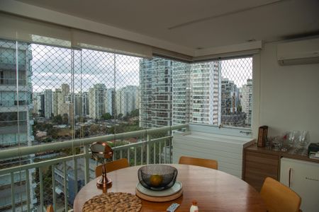 Varanda de apartamento à venda com 1 quarto, 71m² em Cidade Monções, São Paulo