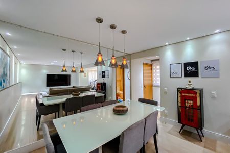 Apartamento para alugar com 124m², 3 quartos e 3 vagas Apartamento para alugar com 124m², 3 quartos e 3 vagasSala de Jantar