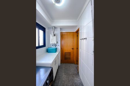 Apartamento para alugar com 124m², 3 quartos e 3 vagas Apartamento para alugar com 124m², 3 quartos e 3 vagasÁrea de Serviço