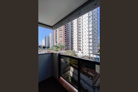 Apartamento para alugar com 124m², 3 quartos e 3 vagas Apartamento para alugar com 124m², 3 quartos e 3 vagasVaranda da Suíte