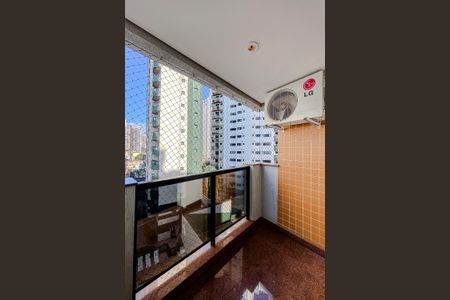 Apartamento para alugar com 124m², 3 quartos e 3 vagas Apartamento para alugar com 124m², 3 quartos e 3 vagasVaranda da Suíte