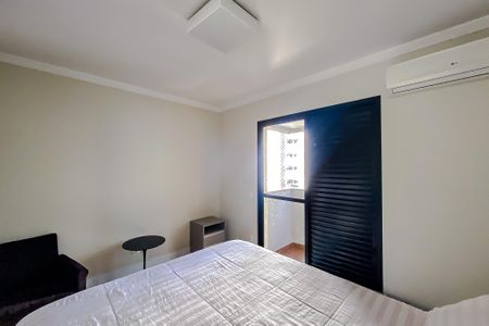 Apartamento para alugar com 124m², 3 quartos e 3 vagas Apartamento para alugar com 124m², 3 quartos e 3 vagasSuíte