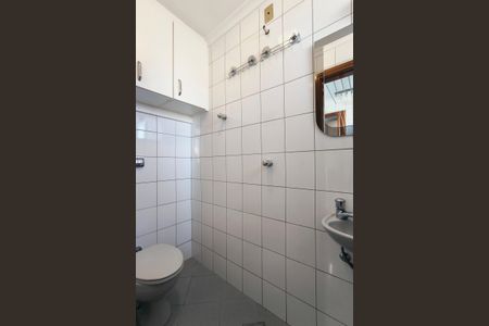 Apartamento à venda com 110m², 3 quartos e 2 vagas Apartamento à venda com 110m², 3 quartos e 2 vagasBanheiro de Serviço