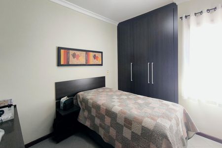 Apartamento à venda com 110m², 3 quartos e 2 vagas Apartamento à venda com 110m², 3 quartos e 2 vagasQuarto 1