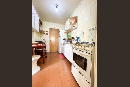 Apartamento à venda com 77m², 2 quartos e 1 vaga Apartamento à venda com 77m², 2 quartos e 1 vagaCozinha