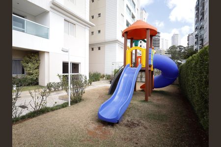 Apartamento à venda com 64m², 2 quartos e 2 vagasÁrea comum - Playground