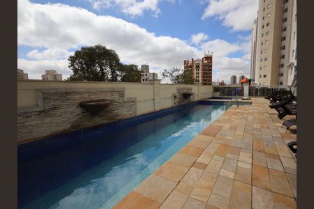 Apartamento à venda com 64m², 2 quartos e 2 vagasÁrea comum - Piscina