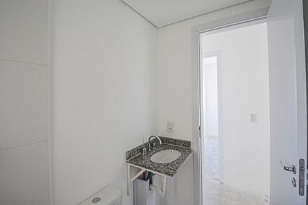 Apartamento à venda com 71m², 3 quartos e 1 vaga Apartamento à venda com 71m², 3 quartos e 1 vagaBanheiro