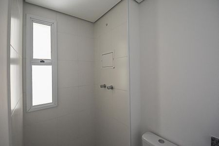 Apartamento à venda com 71m², 3 quartos e 1 vaga Apartamento à venda com 71m², 3 quartos e 1 vagaBanheiro da Suíte
