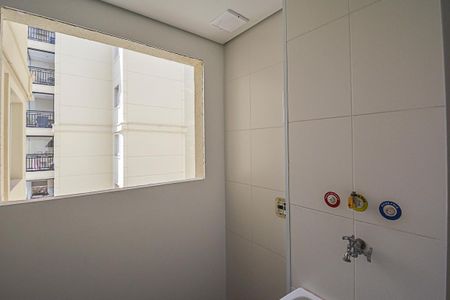 Apartamento à venda com 71m², 3 quartos e 2 vagas Apartamento à venda com 71m², 3 quartos e 2 vagasÁrea de Serviço