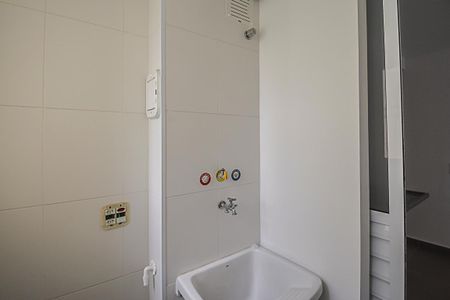 Apartamento à venda com 71m², 3 quartos e 2 vagas Apartamento à venda com 71m², 3 quartos e 2 vagasÁrea de Serviço