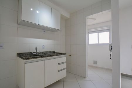 Apartamento à venda com 49m², 2 quartos e sem vaga Apartamento à venda com 49m², 2 quartos e sem vagaCozinha e Área de Serviço
