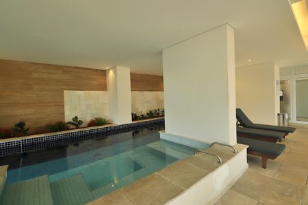 Apartamento à venda com 49m², 2 quartos e 1 vagaÁrea comum - Piscina