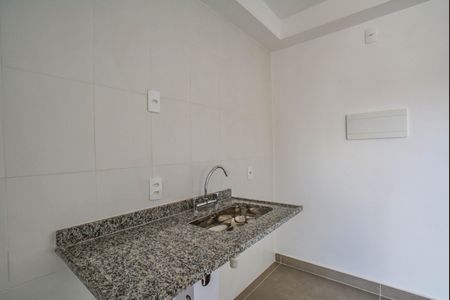 Apartamento à venda com 49m², 2 quartos e 1 vaga Apartamento à venda com 49m², 2 quartos e 1 vagaCozinha e Área de Serviço