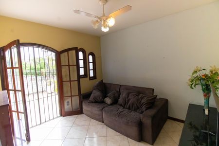 Sala de casa para alugar com 4 quartos, 96m² em São Domingos, Niterói