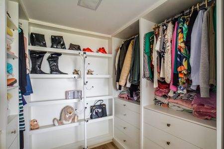 Casa de condomínio para alugar com 150m², 3 quartos e 2 vagas Casa de condomínio para alugar com 150m², 3 quartos e 2 vagasSuíte 3