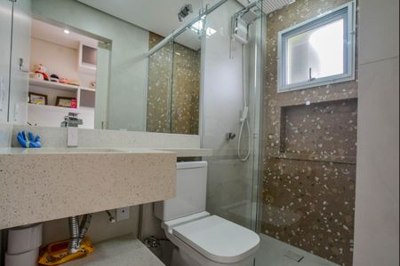 Casa de condomínio para alugar com 150m², 3 quartos e 2 vagas Casa de condomínio para alugar com 150m², 3 quartos e 2 vagasBanheiro da Suíte 2