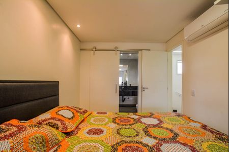 Casa de condomínio para alugar com 150m², 3 quartos e 2 vagas Casa de condomínio para alugar com 150m², 3 quartos e 2 vagasSuíte 1