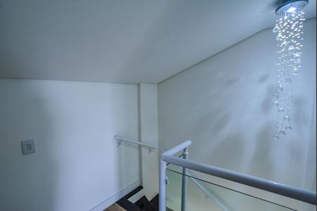 Casa de condomínio para alugar com 150m², 3 quartos e 2 vagas Casa de condomínio para alugar com 150m², 3 quartos e 2 vagasEscada