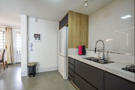 Casa de condomínio para alugar com 150m², 3 quartos e 2 vagas Casa de condomínio para alugar com 150m², 3 quartos e 2 vagasCozinha