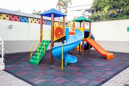 Casa de condomínio para alugar com 150m², 3 quartos e 2 vagas Casa de condomínio para alugar com 150m², 3 quartos e 2 vagasÁrea comum - Playground