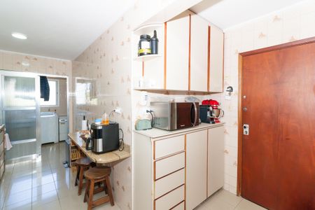 Apartamento à venda com 124m², 3 quartos e 2 vagas Apartamento à venda com 124m², 3 quartos e 2 vagasCozinha