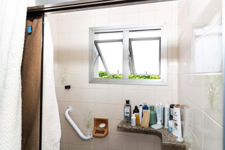 Apartamento à venda com 124m², 3 quartos e 2 vagas Apartamento à venda com 124m², 3 quartos e 2 vagasBanheiro da Suíte