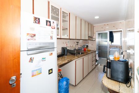 Apartamento à venda com 124m², 3 quartos e 2 vagas Apartamento à venda com 124m², 3 quartos e 2 vagasCozinha
