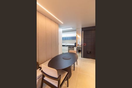 Apartamento à venda com 73m², 3 quartos e 2 vagas Apartamento à venda com 73m², 3 quartos e 2 vagasSala de Jantar
