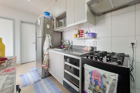 Apartamento à venda com 33m², 2 quartos e sem vaga Apartamento à venda com 33m², 2 quartos e sem vagaCozinha e Área de Serviço