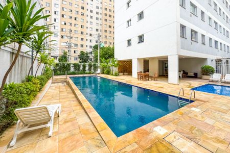 Apartamento à venda com 33m², 2 quartos e sem vaga Apartamento à venda com 33m², 2 quartos e sem vagaÁrea comum