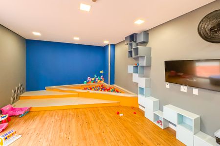 Apartamento à venda com 33m², 2 quartos e sem vaga Apartamento à venda com 33m², 2 quartos e sem vagaÁrea comum