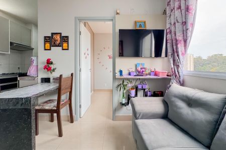 Apartamento à venda com 33m², 2 quartos e sem vaga Apartamento à venda com 33m², 2 quartos e sem vagaSala