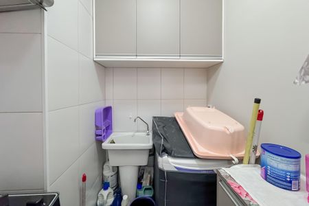 Apartamento à venda com 33m², 2 quartos e sem vaga Apartamento à venda com 33m², 2 quartos e sem vagaCozinha e Área de Serviço