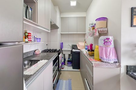 Apartamento à venda com 33m², 2 quartos e sem vaga Apartamento à venda com 33m², 2 quartos e sem vagaCozinha e Área de Serviço