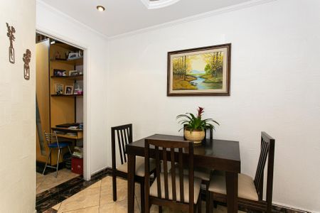 Apartamento à venda com 56m², 2 quartos e 1 vaga Apartamento à venda com 56m², 2 quartos e 1 vagaSala