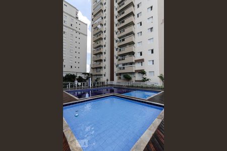 Apartamento à venda com 56m², 2 quartos e 1 vaga Apartamento à venda com 56m², 2 quartos e 1 vagaÁrea comum - Piscina